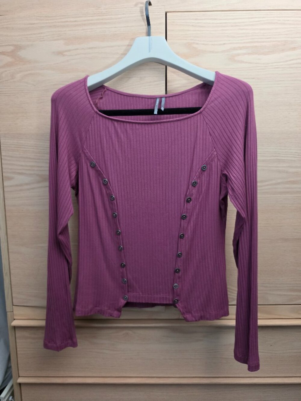 Anthropologie Buttoned Boatneck Thermal Top Pomegranate L - Picture 2 of 4